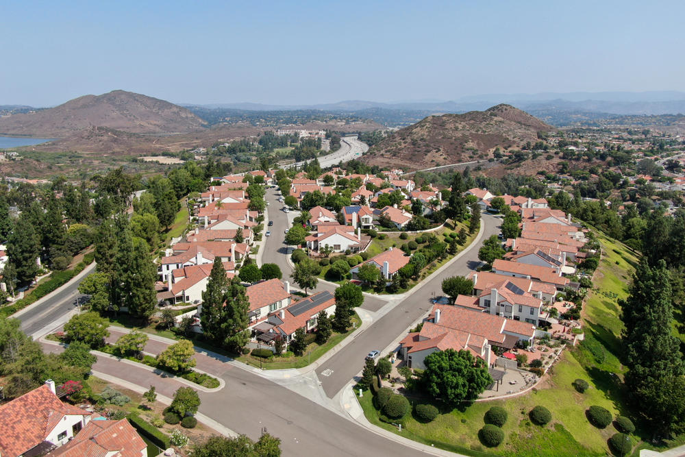 Aerial,View,Of,Middle,Class,Neighborhood,With,Residential,House,Community