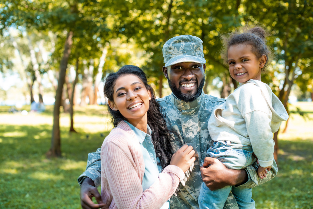 Military Family -The Benefits of Working with a Certified Military Home Specialist